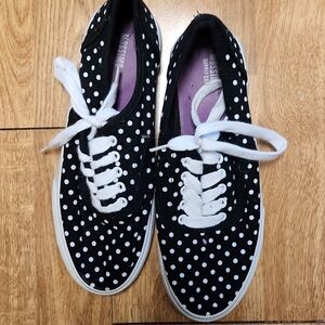 Mossimo black and white polka dot sneakers sz 6